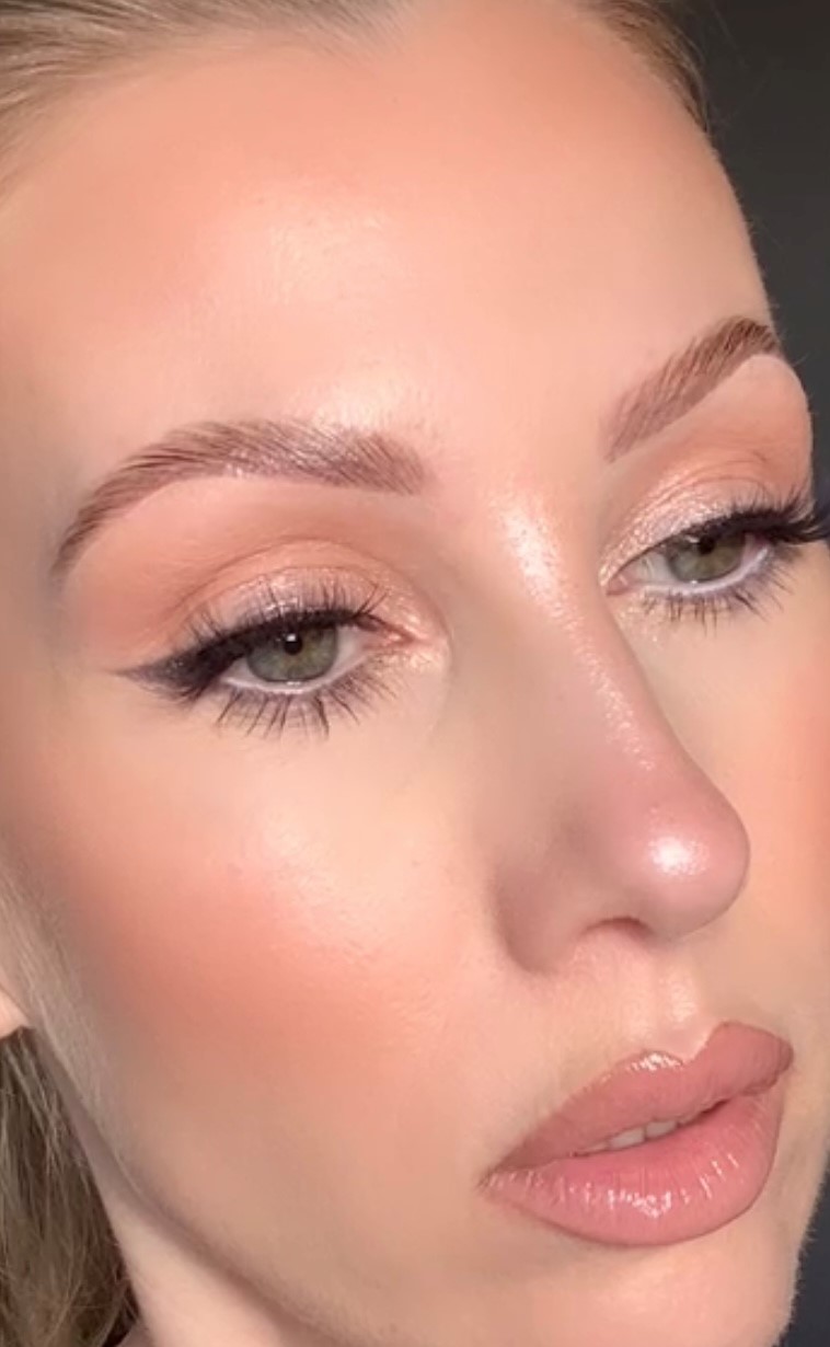 SOFT WINGED LINER & FLAWLESS SKIN MASTERCLASS VIDEO